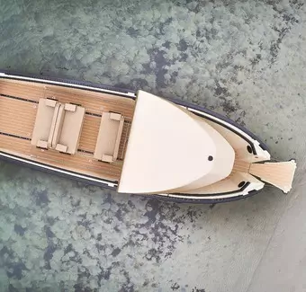 DutchCraft premieres all-electric multi-purpose tender